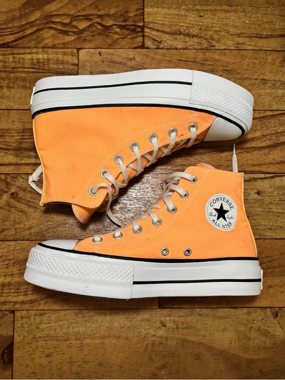Converse Chuck Taylor All Star Lift Platform Peach Orange Women’s 8